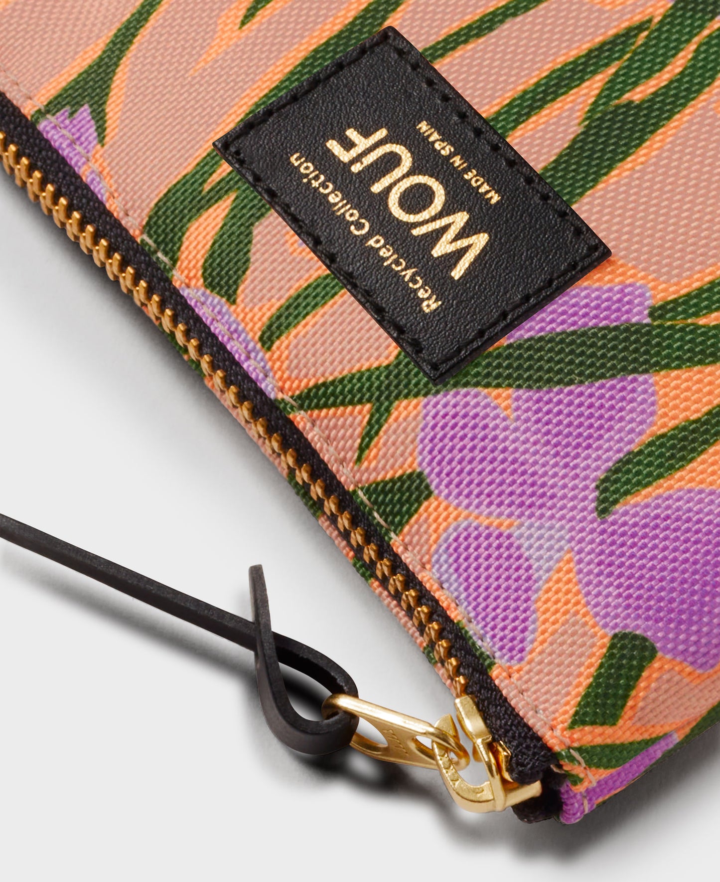 iris-small-pouch-2