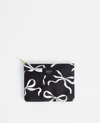 Carlota Pouch