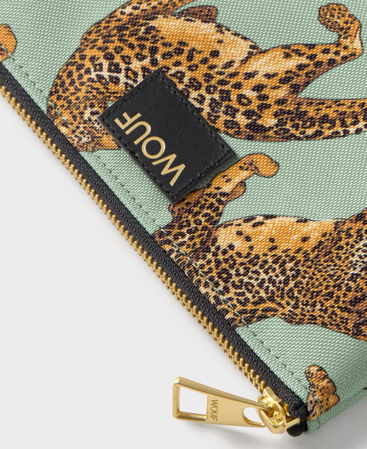 Pouch Emerald Leopard