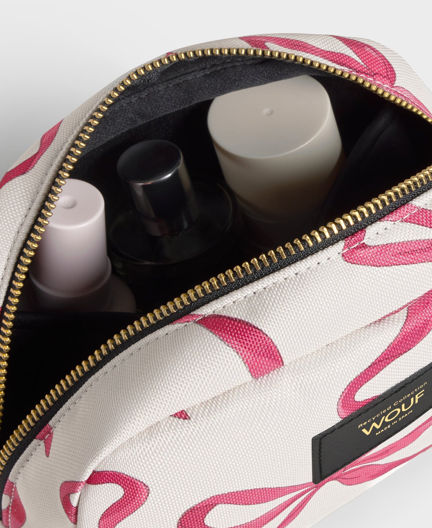 Sustainable Rita Toiletry Bag - 4