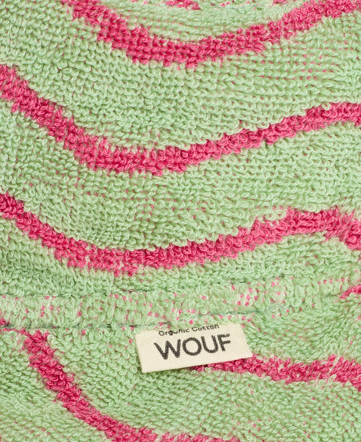 Wavy Hat - 2 details
