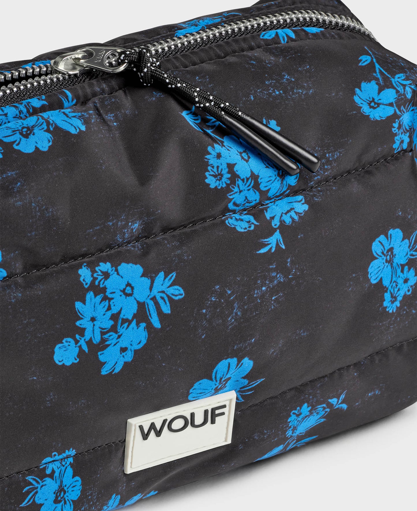 dalia-toiletry-bag-3