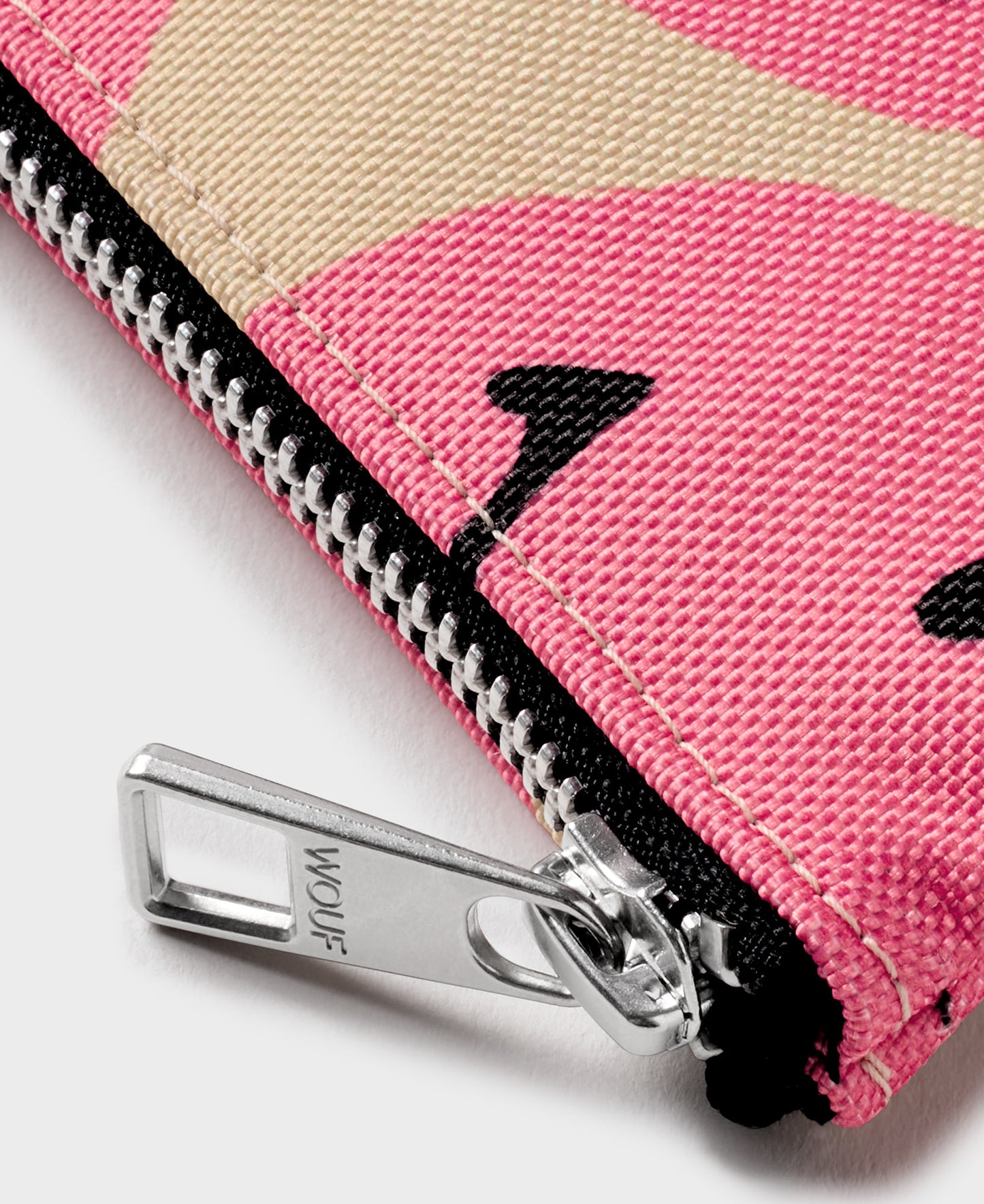 Sustainable Smiley® Pink Pouch - 4