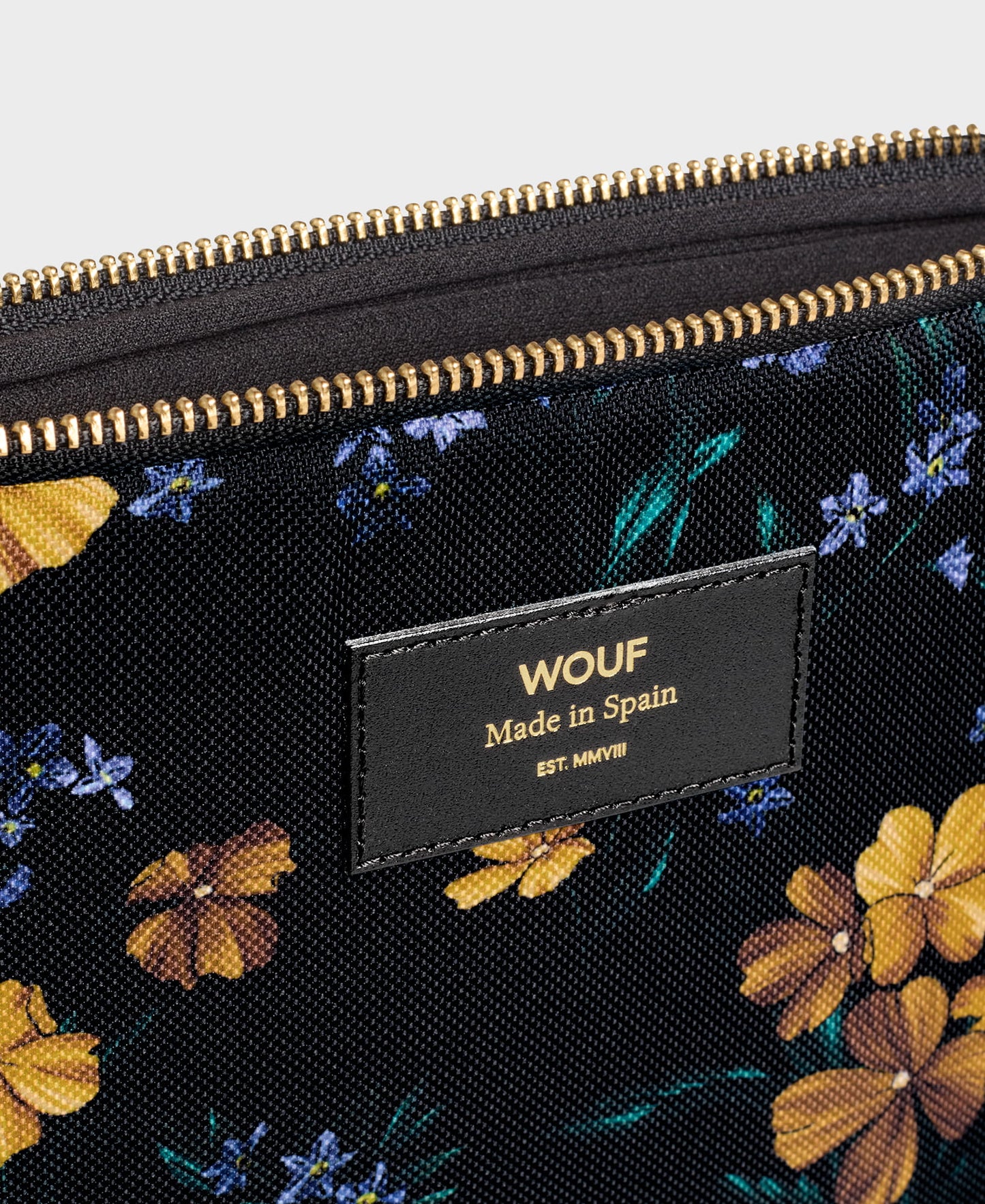Adele Tablet Sleeve - 3 - WOUF