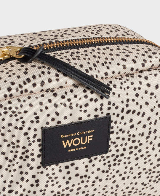 vivianne-toiletry-bag-2