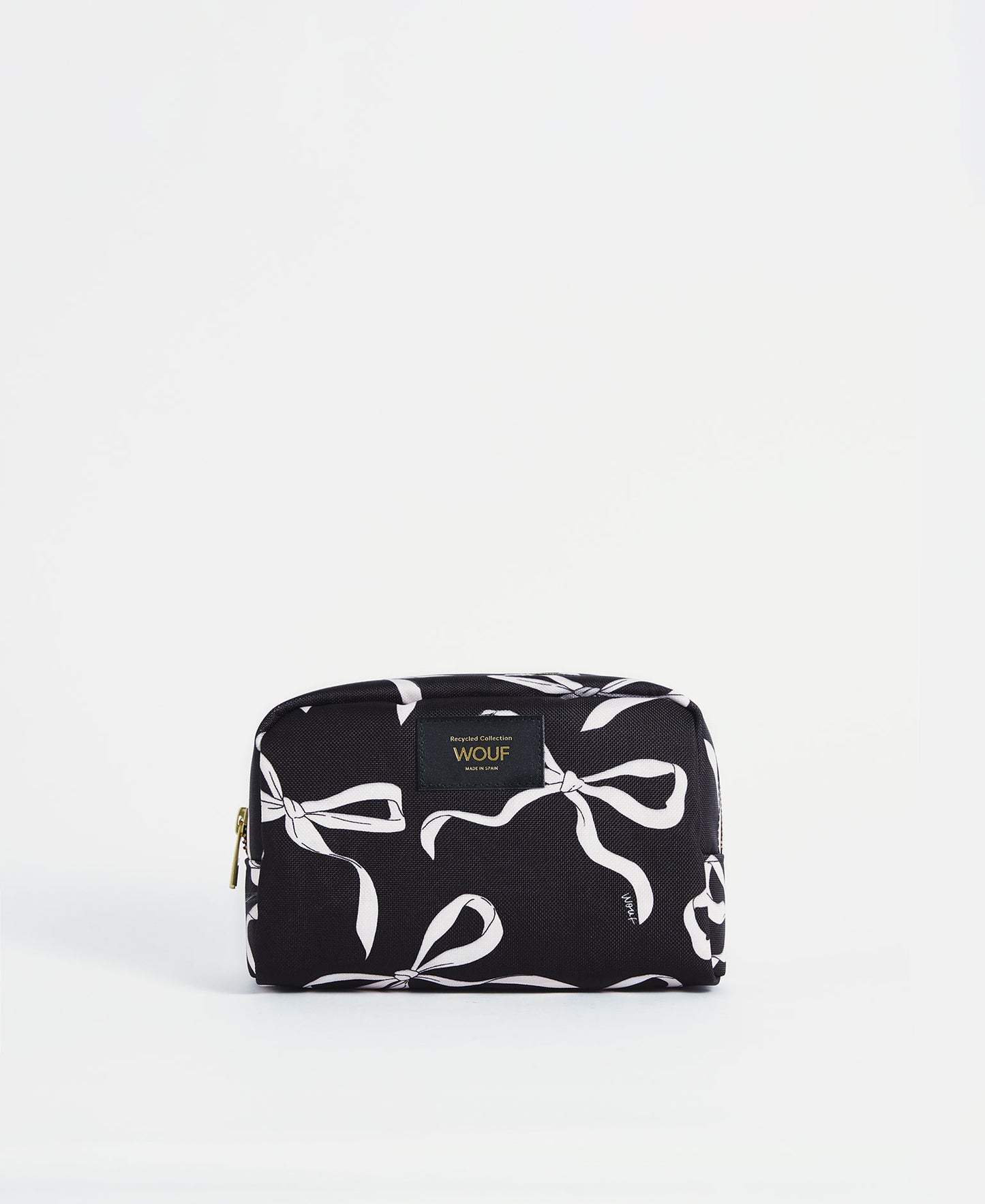 Carlota Toiletry Bag-WOUF-Recycled polyester-1