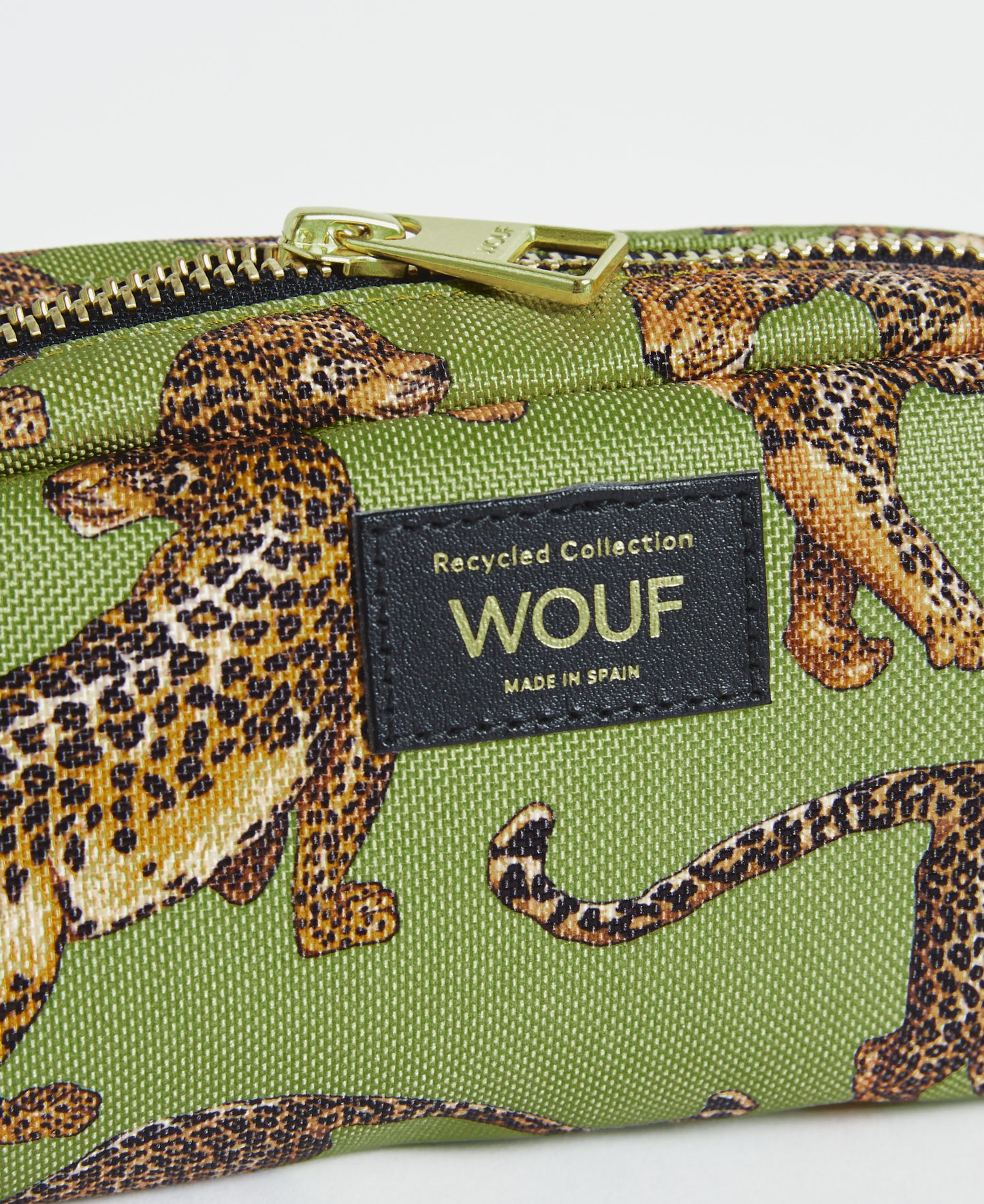 olive-leopard-makeup-bag-2