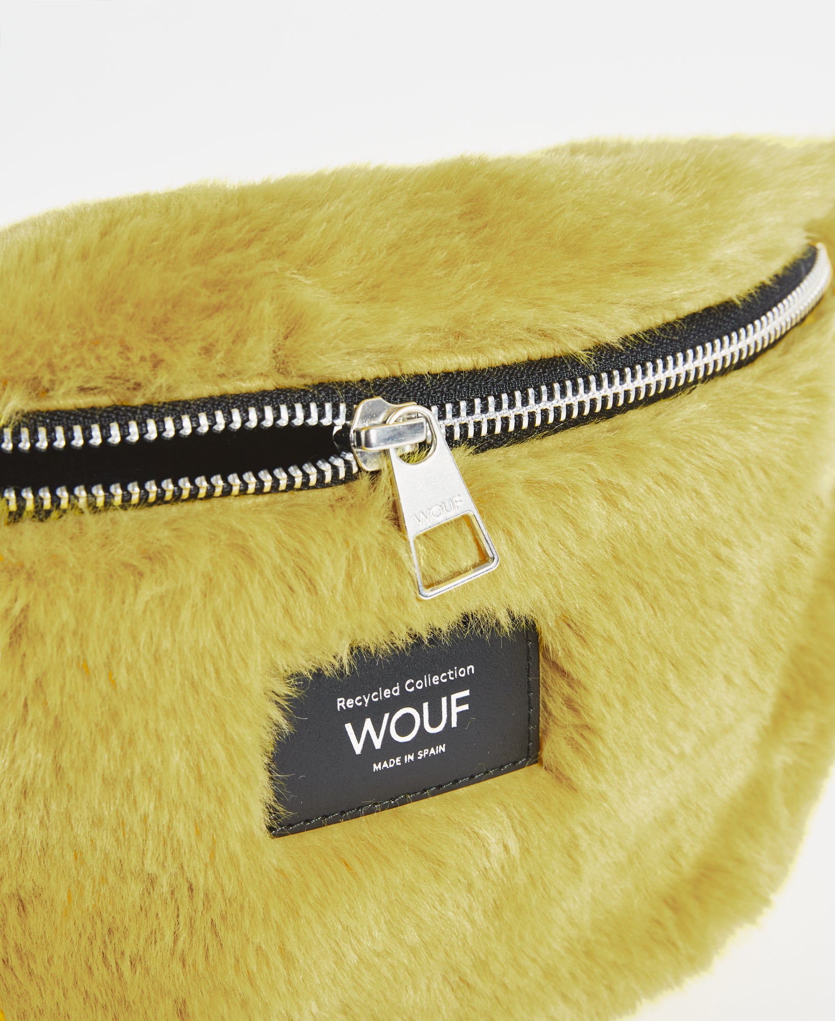 【WOUF】ウエストポーチ  Faux Fur Foxie Waistbag – WOUF