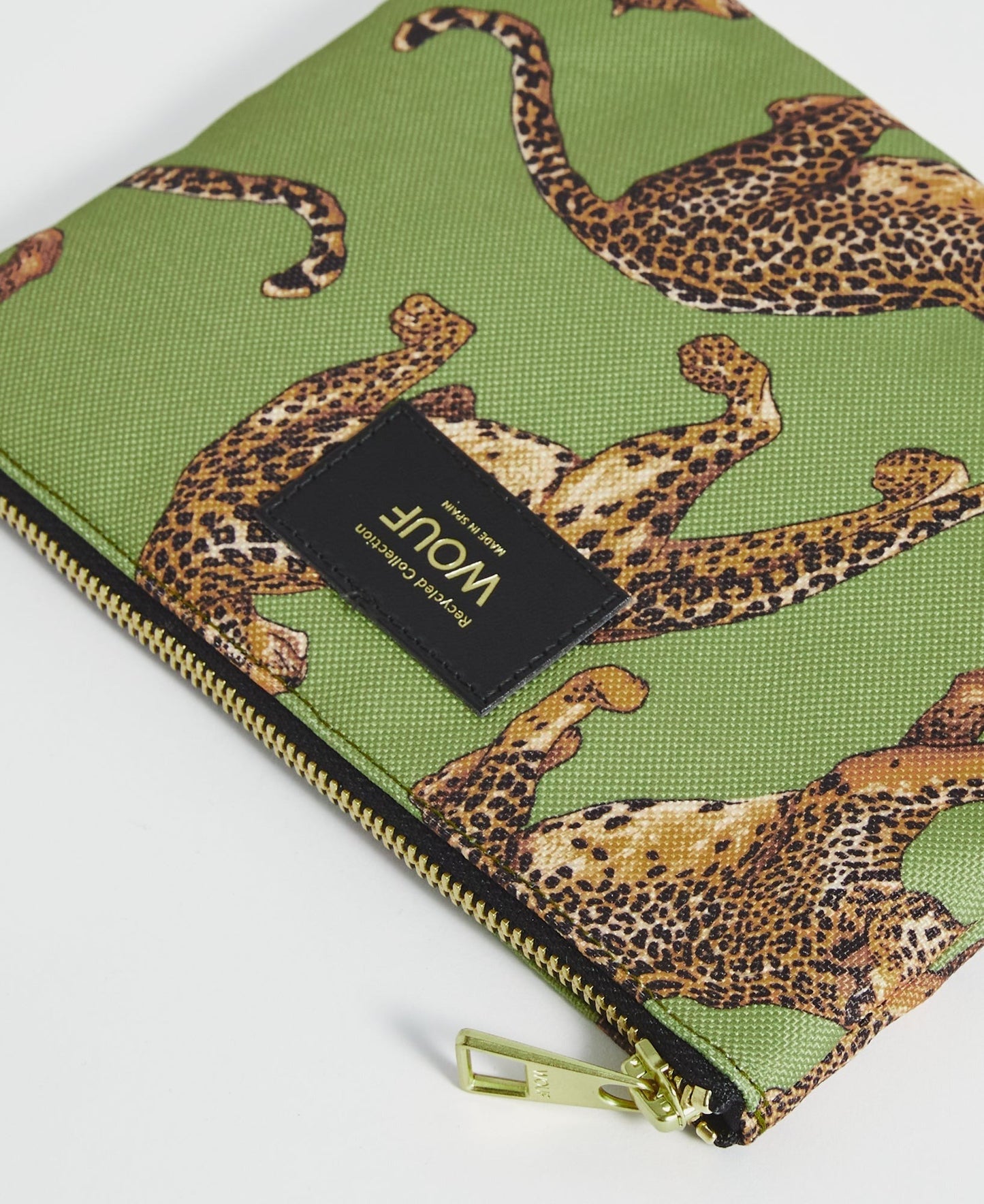 olive-leopard-pouch-2