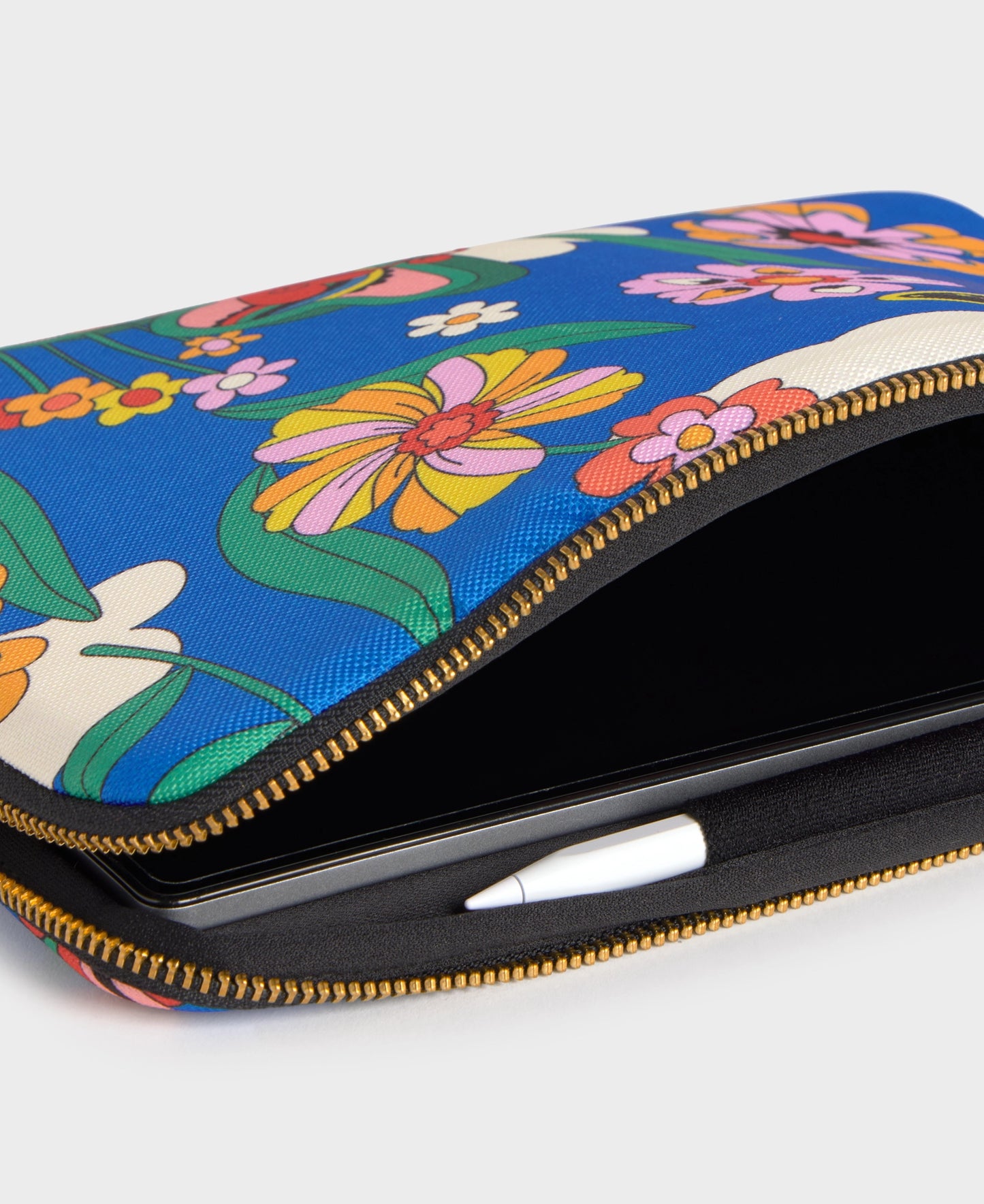 Happyland Ipad Sleeve