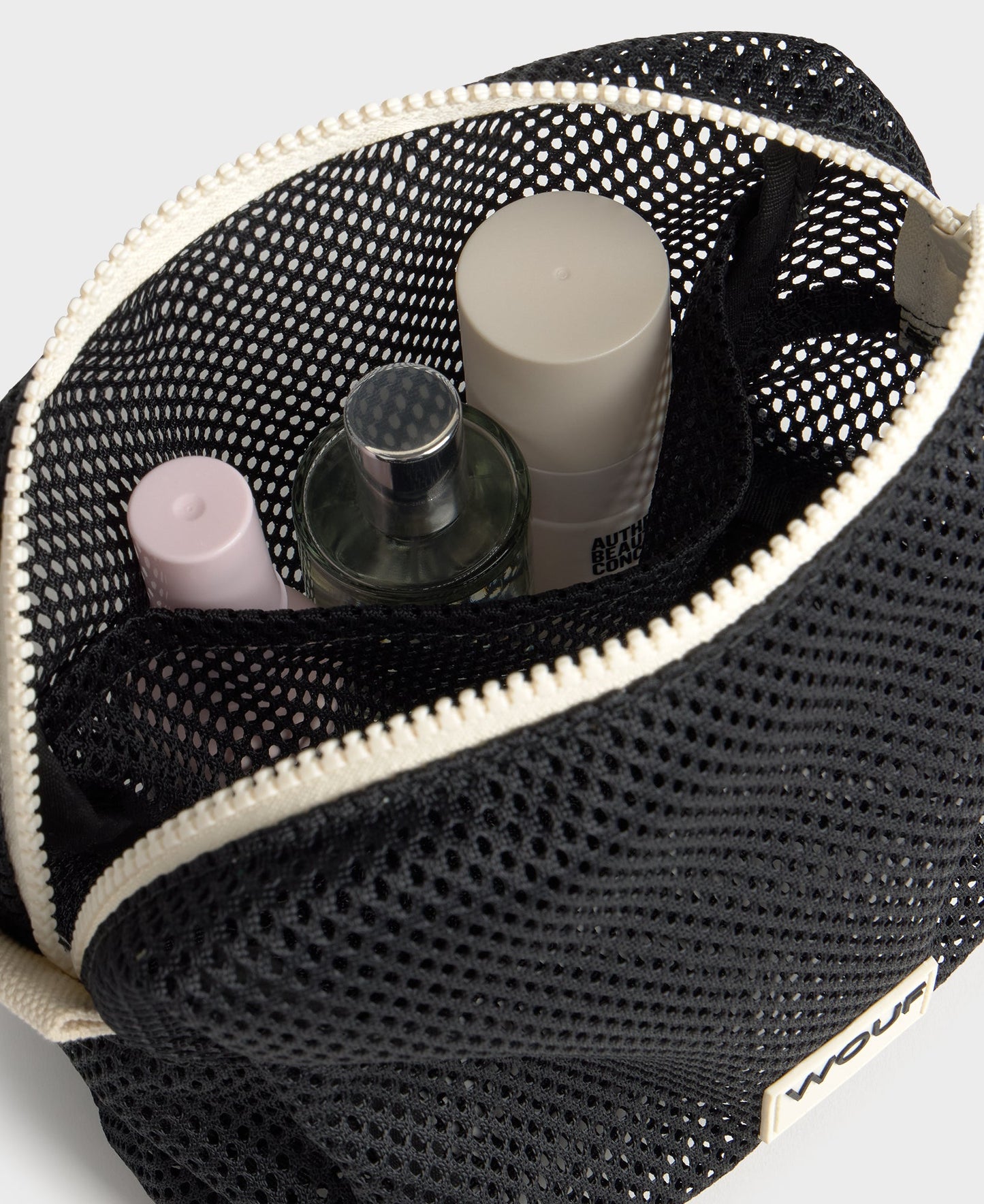 Sustainable Onyx Toiletry Bag  - 4