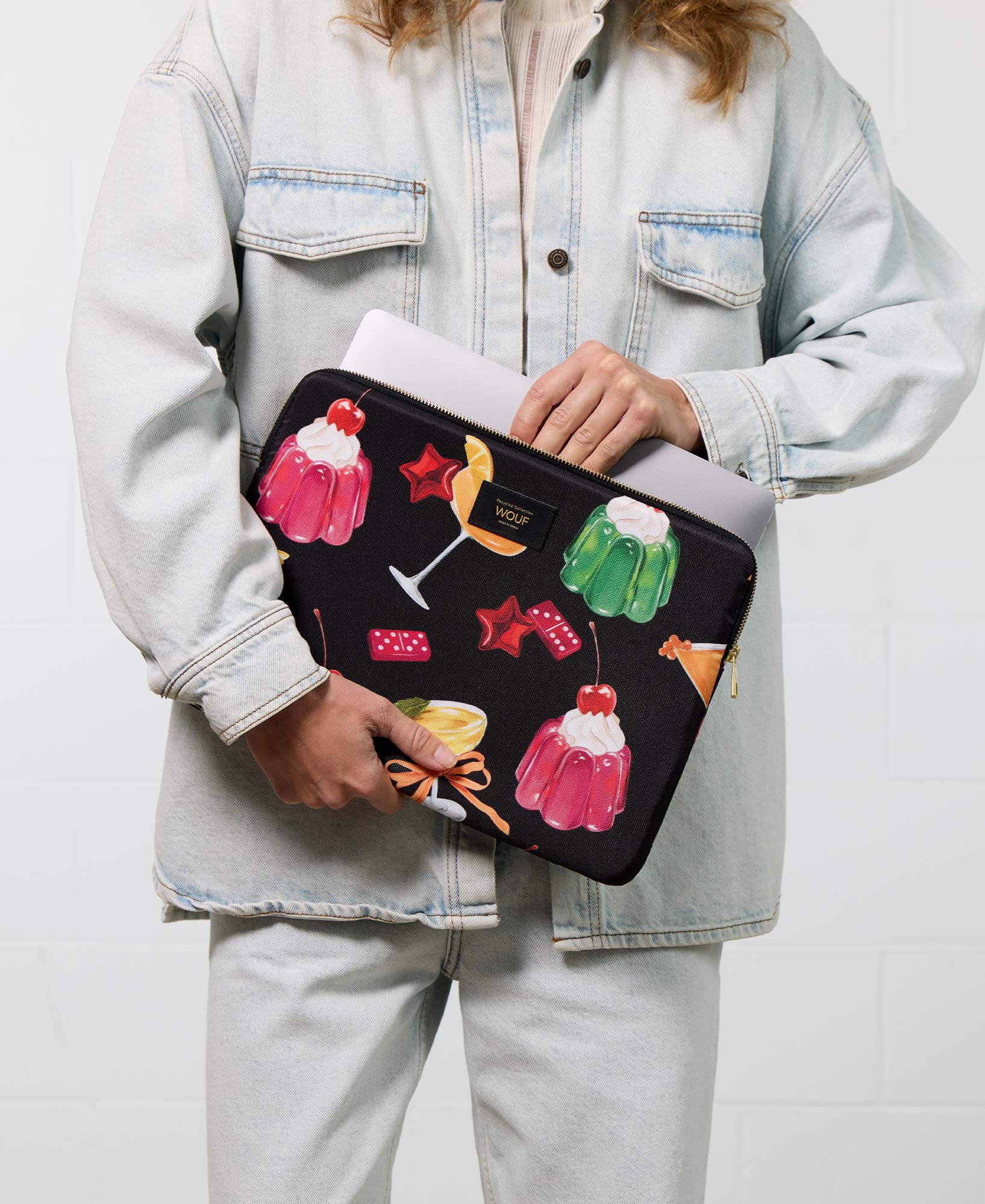 Cheers Laptop Sleeve 15&16  - 2 details