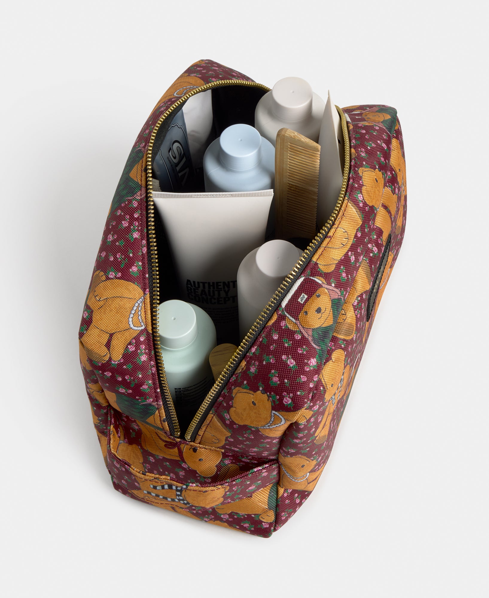 Interior detail of the Cozy large toiletry bag with teddy bear print - Wouf