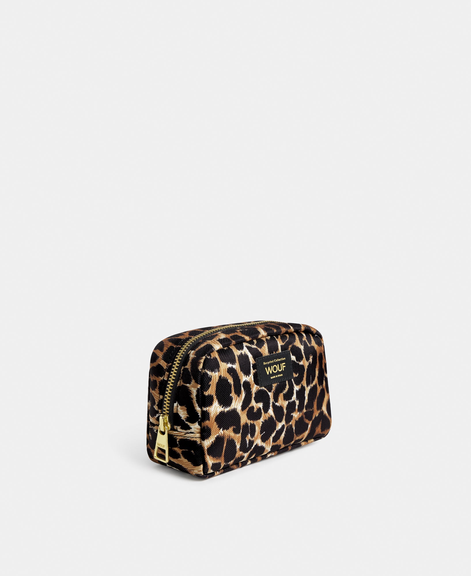 Side view of the Icon makeup bag with black and brown leopard print - Wouf