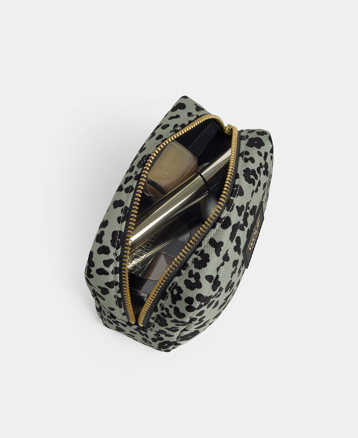 Interior detail of the Steel Roar makeup bag with grey and black animal print - Wouf