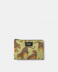 Avo Leopard pouch with green and black leopard print - Wouf