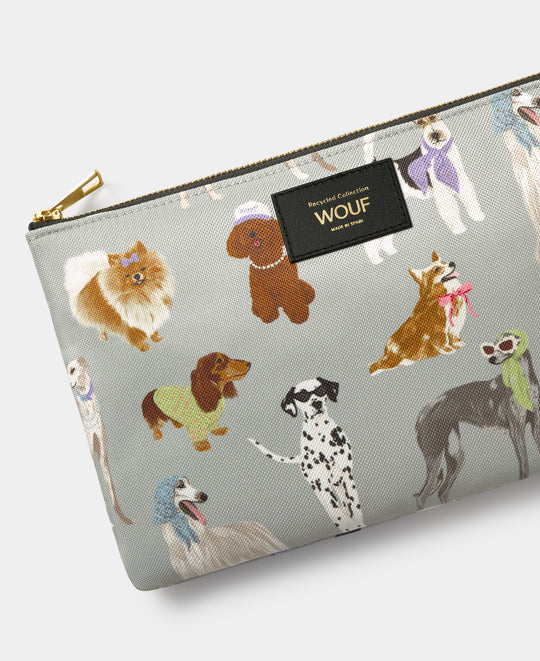 Détail de la pochette XL Puppy à imprimé chiens multicolores sur fond gris - Wouf