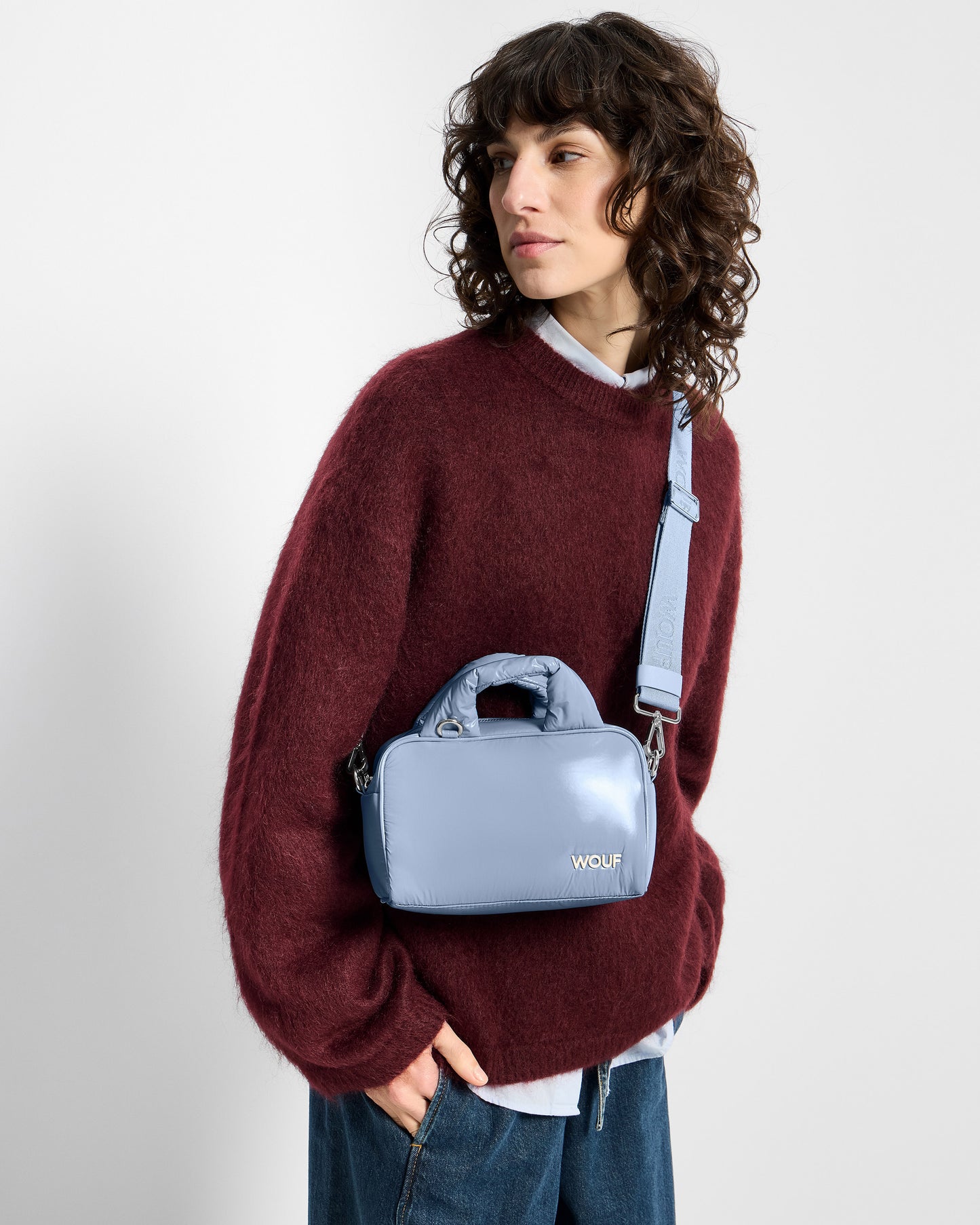 Détail de mannequin avec bowling Bag coloris bleu acier avec finition brillante - Wouf
