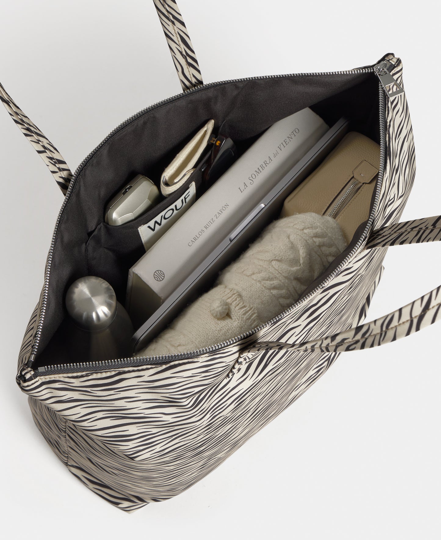 Interior of the shopper bag with zebra print in beige and black tones - Wouf
